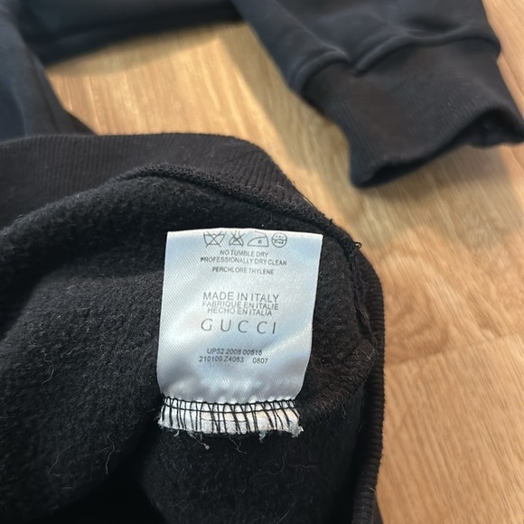 Gucci Sweatshirt For Women - Picture 3 of 8